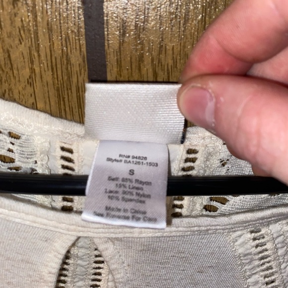 cream daytrip top - Picture 3 of 4